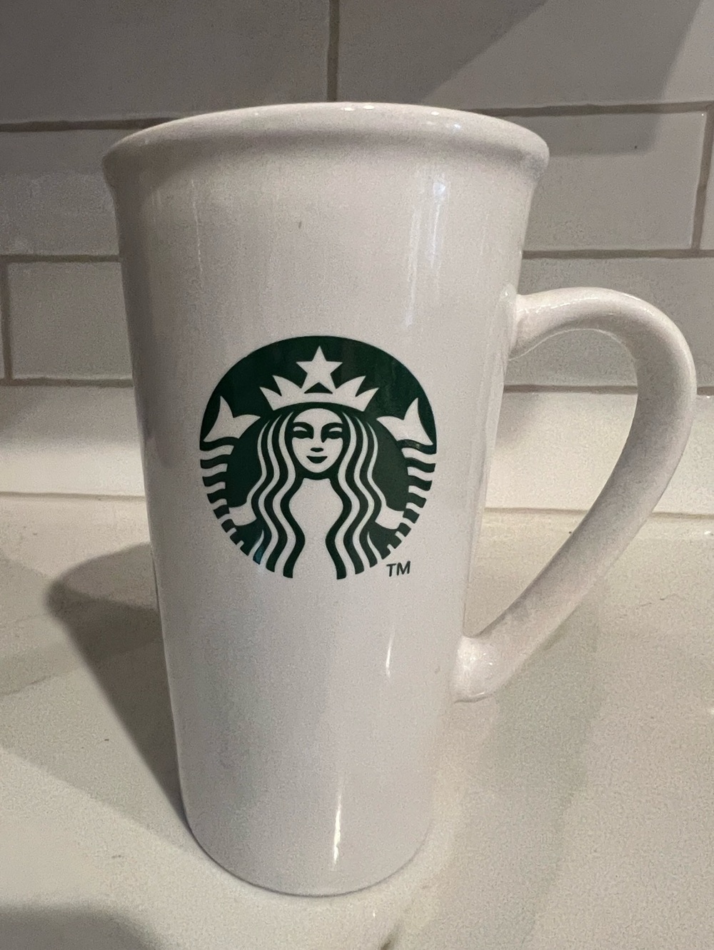 Starbucks White Ceramic 16oz Travel Mug with spill resistant lid. - Picture 2 of 6